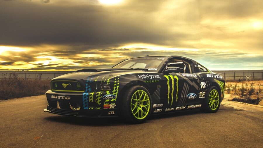 Ford Mustang: Sunset Drift King Achtergrond