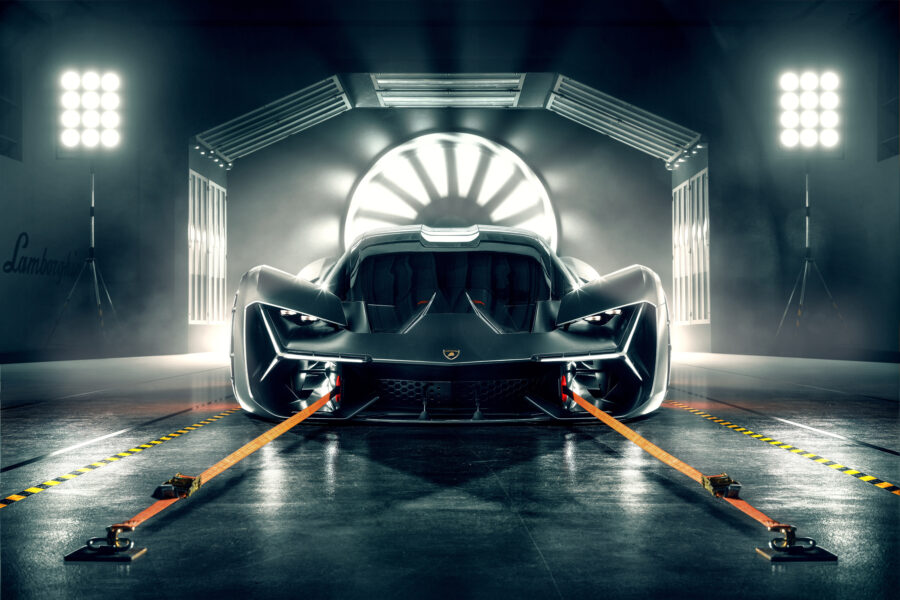 Lamborghini: Unleashing the Supercar’s Ferocious Power Wallpaper
