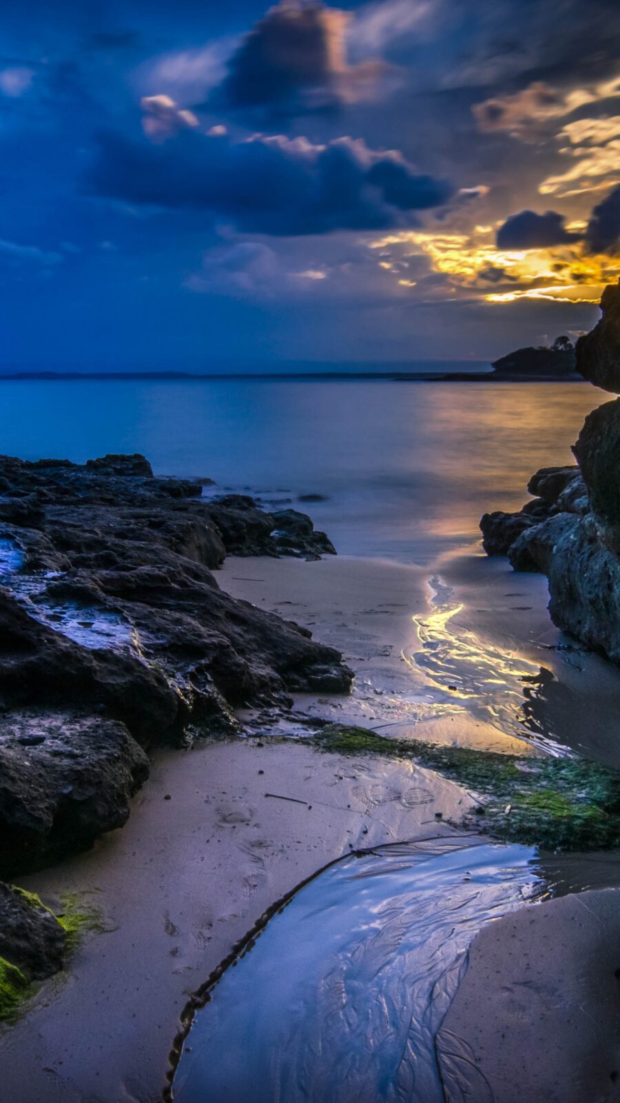 Summer: Twilight Cove Serenity Wallpaper